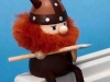832