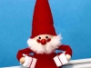 853